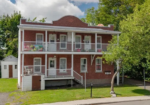 4-Plex à vendre - 551-557 Rue Heriot, Drummondville, J2B 1B8