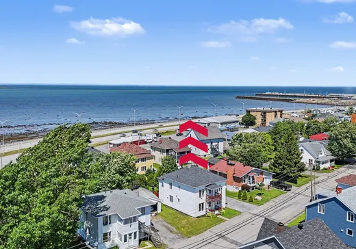 Duplex for Sale - 452-454 Rue St-Yves, Rimouski, G5L 1H5