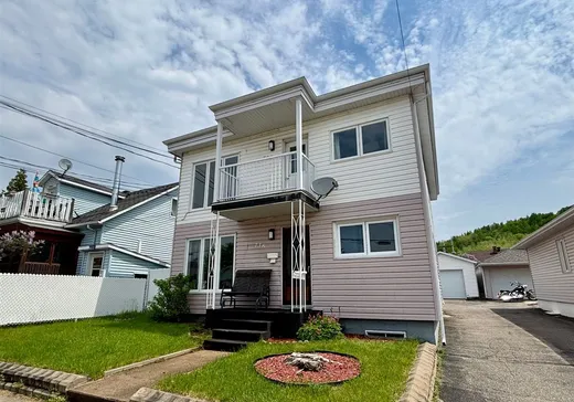 Duplex à vendre - 736-738 Rue Réal, La Tuque, G9X 2S5