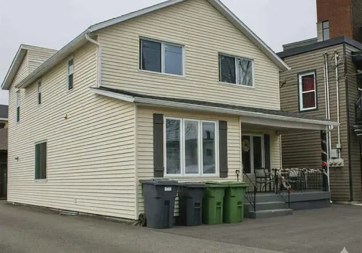 Duplex à vendre - 5-5A Rue Tessier, Victoriaville, G6P 3P2