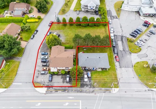 Duplex for Sale - 3635-3639 Rue Laval, Lac-Mégantic, G6B 1A5