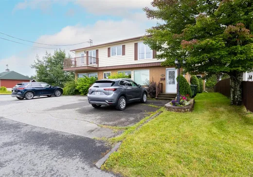 Duplex for Sale - 3635-3639 Rue Laval, Lac-Mégantic, G6B 1A5