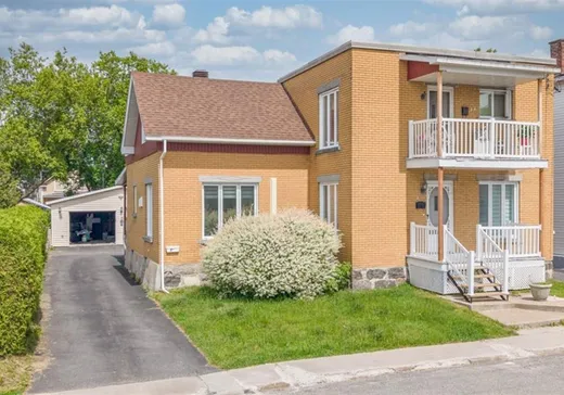 Duplex à vendre - 2-2B Rue St-Pierre, Victoriaville, G6P3J8