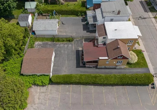 Duplex à vendre - 2-2B Rue St-Pierre, Victoriaville, G6P 3J8