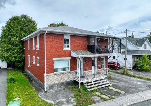 4-Plex for Sale - 629-635 Rue St-Désiré, Black-Lake, G6H 1M2