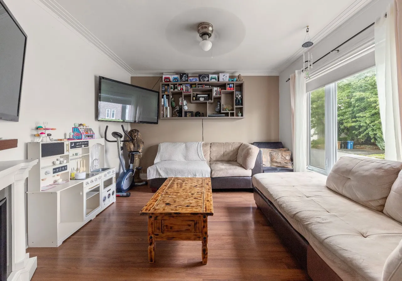 13-13A Rue St-Hippolyte — photo 3