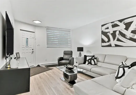 Triplex for Sale - 3348-3352 Rue Édith, Laval (Fabreville), H7P 5P5