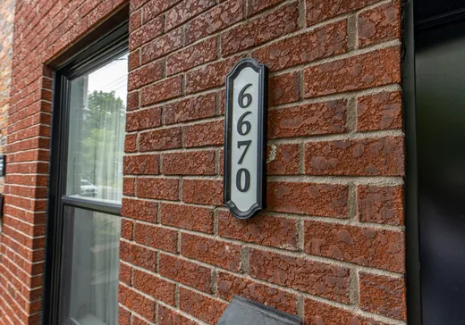 5-Plex à vendre - 6670-6674 Av. des Érables, Montréal (Rosemont–La Petite-Patrie), H2G 2N1