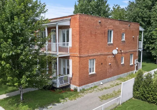 Duplex for Sale - 141-143 Rue Turgeon, Sainte-Thérèse, J7E 3J2