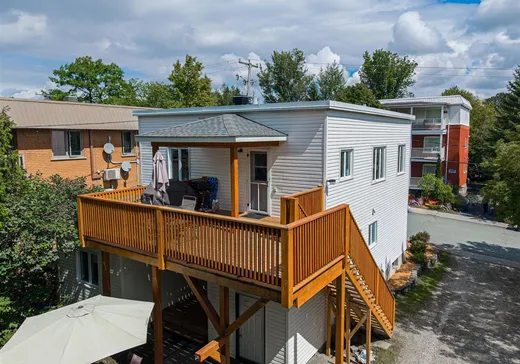 Duplex à vendre - 377-379 5e Avenue, Sherbrooke, J1G 2L8