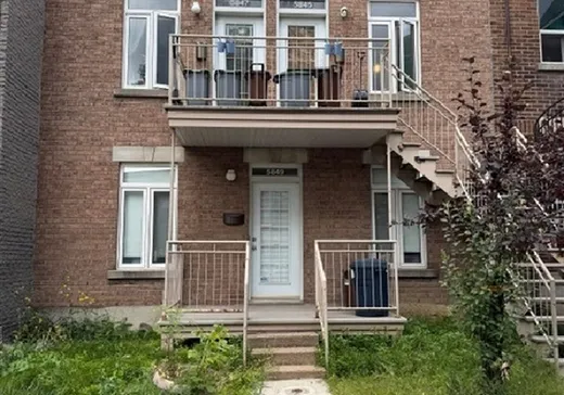 Triplex à vendre - 5845-5849 Av. De Chateaubriand, Ville de Québec, H2S 2N3
