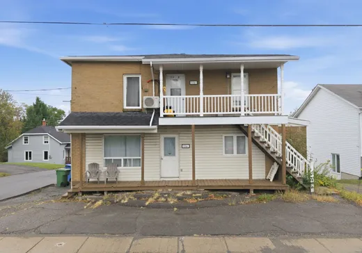 Triplex à vendre - 158A-158C Ch. des Bois-Francs, St-Benjamin, G0M 1N0