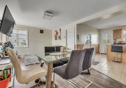 Duplex à vendre - 166 2e Avenue, Lac-Etchemin, G0R 1S0