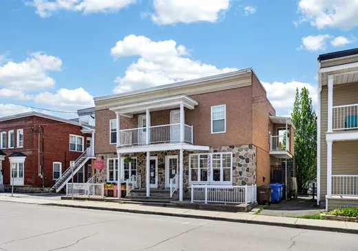 4-Plex à vendre - 12-14 Rue St-Antoine N., Granby, J2G 5G3