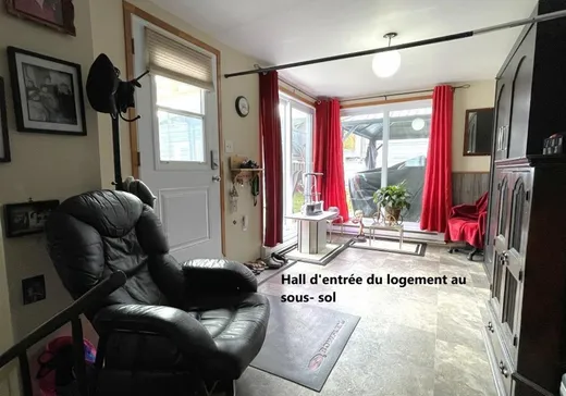 Triplex for Sale - 463-465A Rue St-Benoît, La Tuque, G9X 2R4