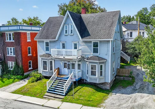 Triplex for Sale - 301-305 Rue Belvédère N., Sherbrooke, J1H 4B2