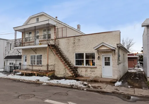 Triplex à vendre - 460-464 Rue De Vaudreuil, Berthierville, J0K1A0