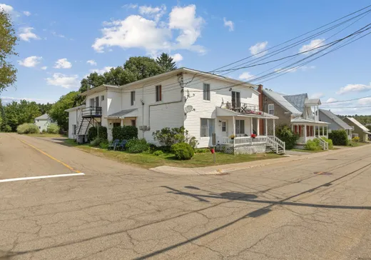 5-Plex à vendre - 6835-6839 Rue Principale, Saint-Damien, J0K2E0