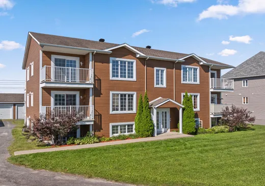 5-Plex à vendre - 67 9e Avenue, Crabtree, J0K1B0