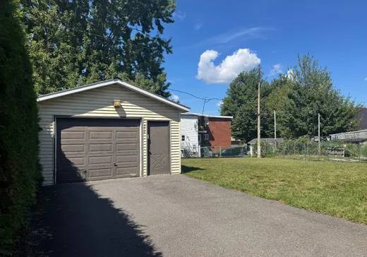 Duplex à vendre - 372-374 Rue Bérard, Granby, J2G 6E9