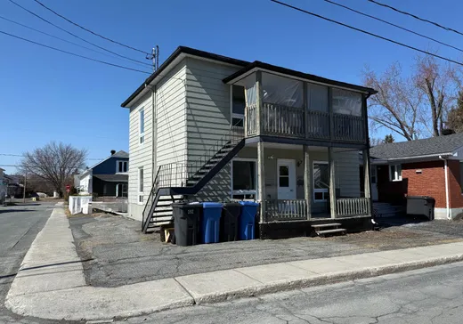 Duplex à vendre - 390-392 22e Rue, Saint-Georges, G5Y 4M6
