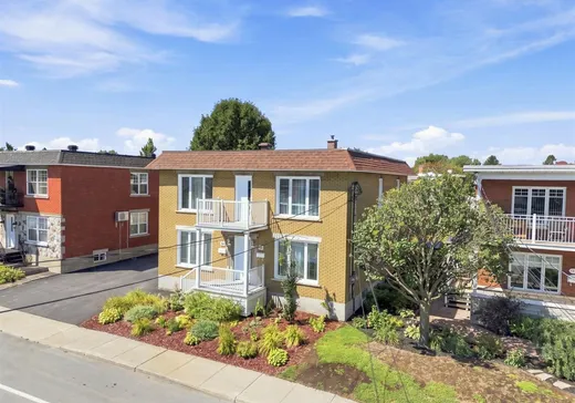 Duplex à vendre - 495-497 Rue St-Georges, Drummondville, J2C 4H5