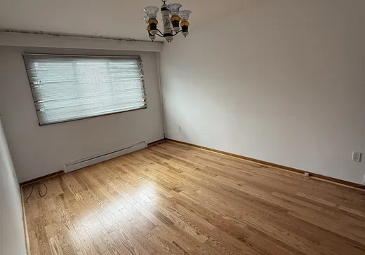 Duplex à vendre - 8839-8841 Rue Lithuania, Montréal (LaSalle), H8R 2S1