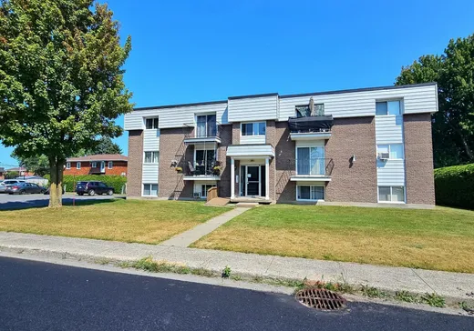 5-Plex for sale - 389 Rue Collins, Farnham, J2N2P1