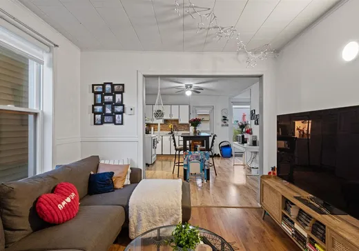 Duplex for Sale - 19-21 Rue St-Maurice, Trois-Rivières, G8T 4S8