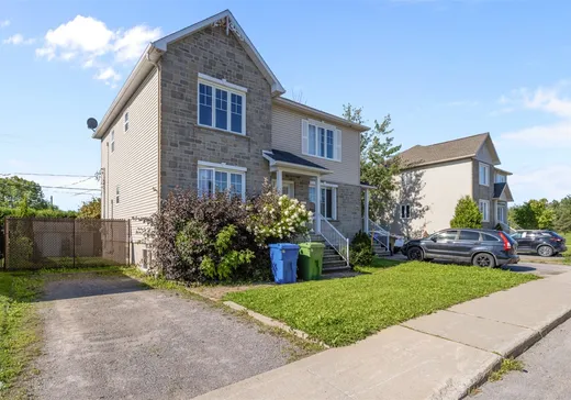 Triplex à vendre - 1171-1175 Rue des Émeraudes, Charlesbourg, G2L 3M8