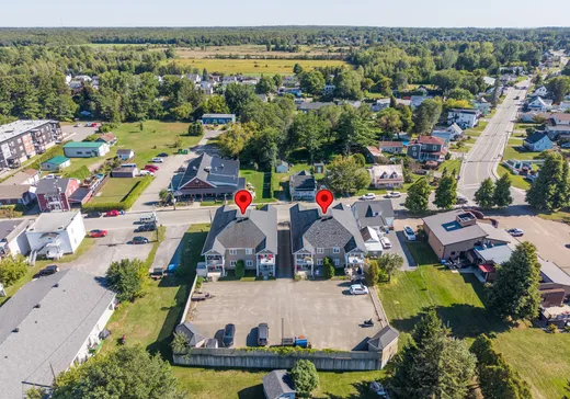 5-Plex à vendre - 11741Z-11757 Rue Notre-Dame O., Trois-Rivières, G9B 6W7