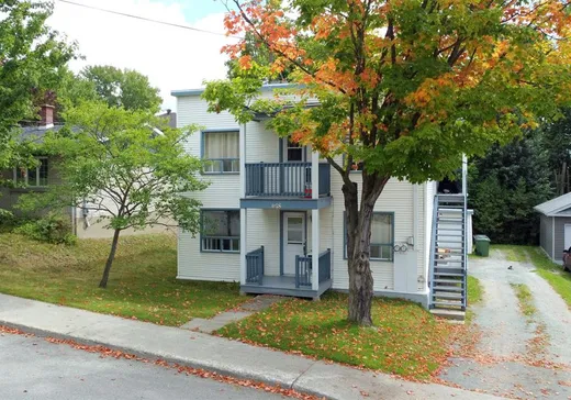 Duplex à vendre - 678-680 Rue Langlois, Sherbrooke, J1E1P2