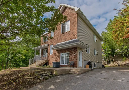 Triplex à vendre - 172-176 Rue Josée, Saint-Jérôme, J7Y 4S5