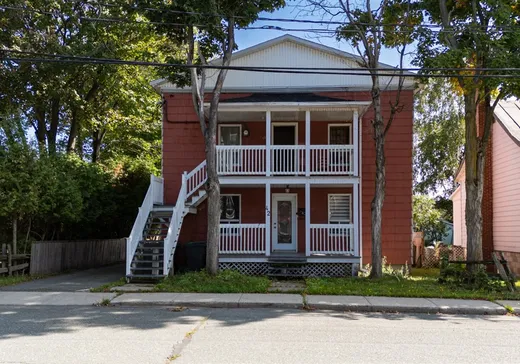 Duplex à vendre - 42-44 Rue Édouard, Victoriaville, G6P3H7