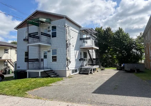 Triplex for sale - 178 Rue Gagnon, Val des Sources, J1T3E2