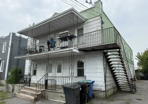 4-Plex à vendre - 156-158 Rue St-Louis, Salaberry-de-Valleyfield, J6T1N5