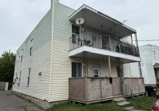 4-Plex à vendre - 152-154 Rue St-Louis, Salaberry-de-Valleyfield, J6T1N5