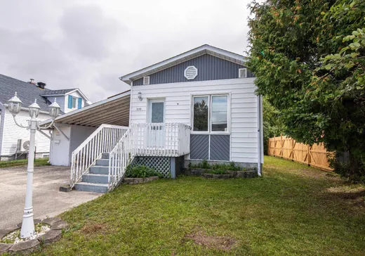 Duplex for Sale - 1248-1250 5e Rue, Amos, J9P 3Z9