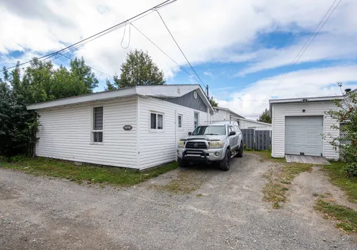 Duplex for Sale - 1248-1250 5e Rue, Amos, J9P 3Z9
