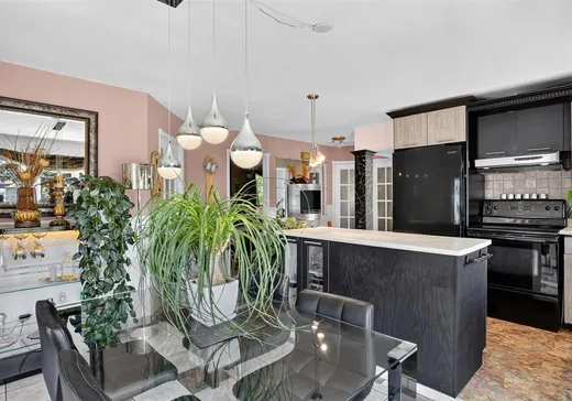 4-Plex à vendre - 3205-3211 Boul. Thibeau, St-Louis-De-France, G8T 1G4