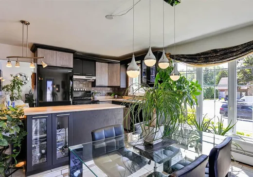 4-Plex à vendre - 3205-3211 Boul. Thibeau, St-Louis-De-France, G8T 1G4