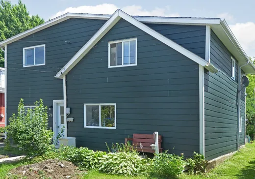 5-Plex à vendre - 71-73 Rue York, Godmanchester, J0S 1H0