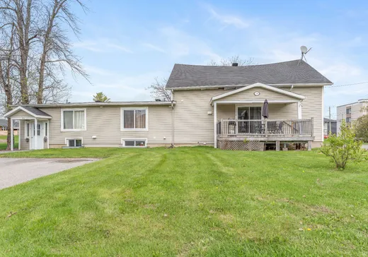 5-Plex for Sale - 209 Rue Napoléon, Salaberry-de-Valleyfield, J6T 4V3