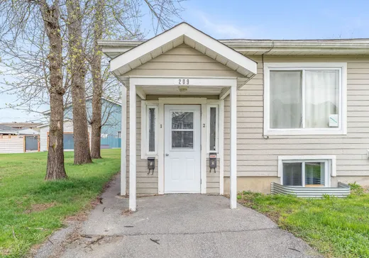 5-Plex for Sale - 209 Rue Napoléon, Salaberry-de-Valleyfield, J6T 4V3
