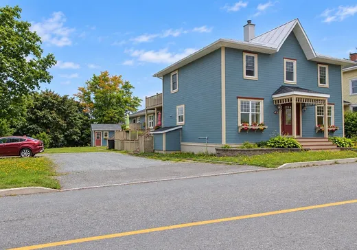 Triplex à vendre - 57-59 Rue Taché, Rivière-du-Loup, G5R2N4