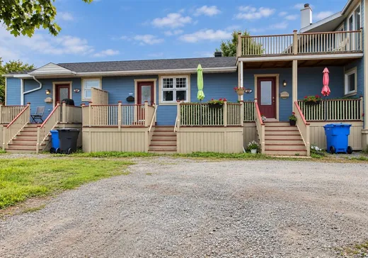 Triplex à vendre - 57-59 Rue Taché, Rivière-du-Loup, G5R 2N4