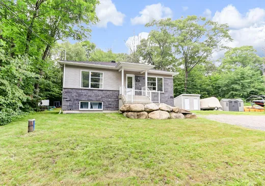 Duplex à vendre - 511-511A Rue Louise, Sainte-Sophie, J5J 2J8