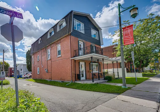 Duplex for Sale - 143 Rue Champlain, Salaberry-de-Valleyfield, J6T 1X4