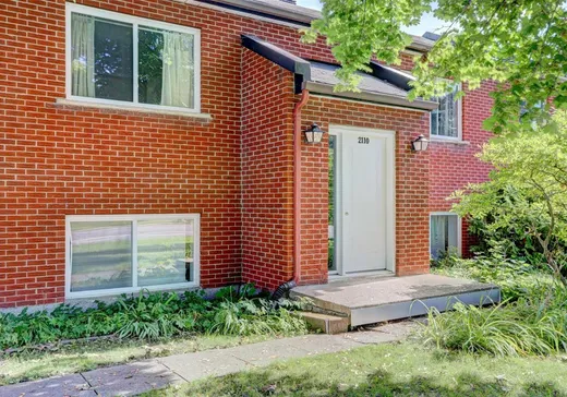 4-Plex à vendre - 2110 Av. Castelneau, Saint-Hyacinthe, J2S 7H8