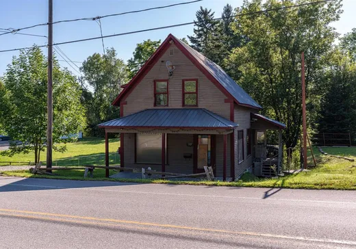 Duplex à vendre - 30 Rue Queen, Sherbrooke, J1M 1K3